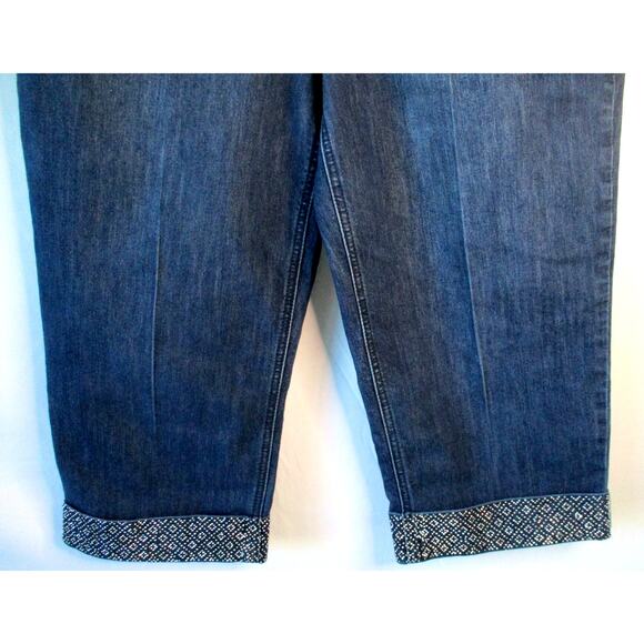 Christopher & Banks Women's Mid Rise Beaded Cuff Blue Jean Capri Pants Size 12 - Picture 3 of 10